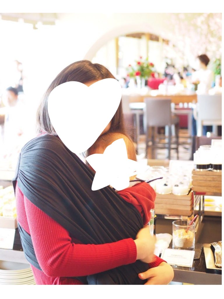 コニー抱っこ紐を使っている私